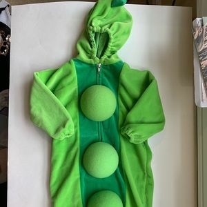 Adorable baby pea pod costume.
